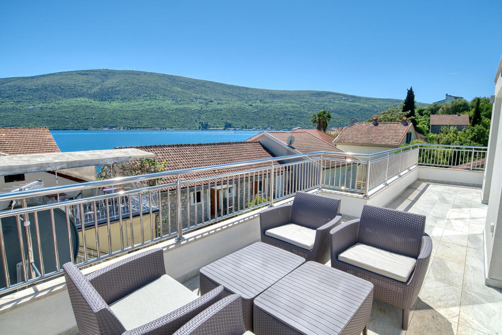 Apartments Ljubica Herceg Novi Exterior photo
