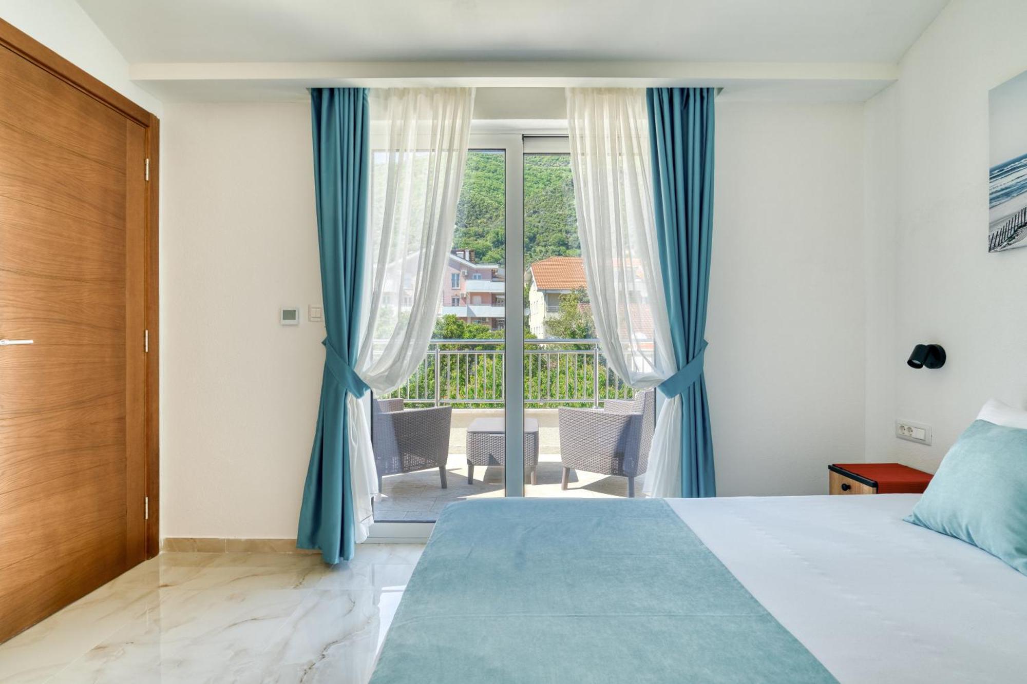 Apartments Ljubica Herceg Novi Exterior photo