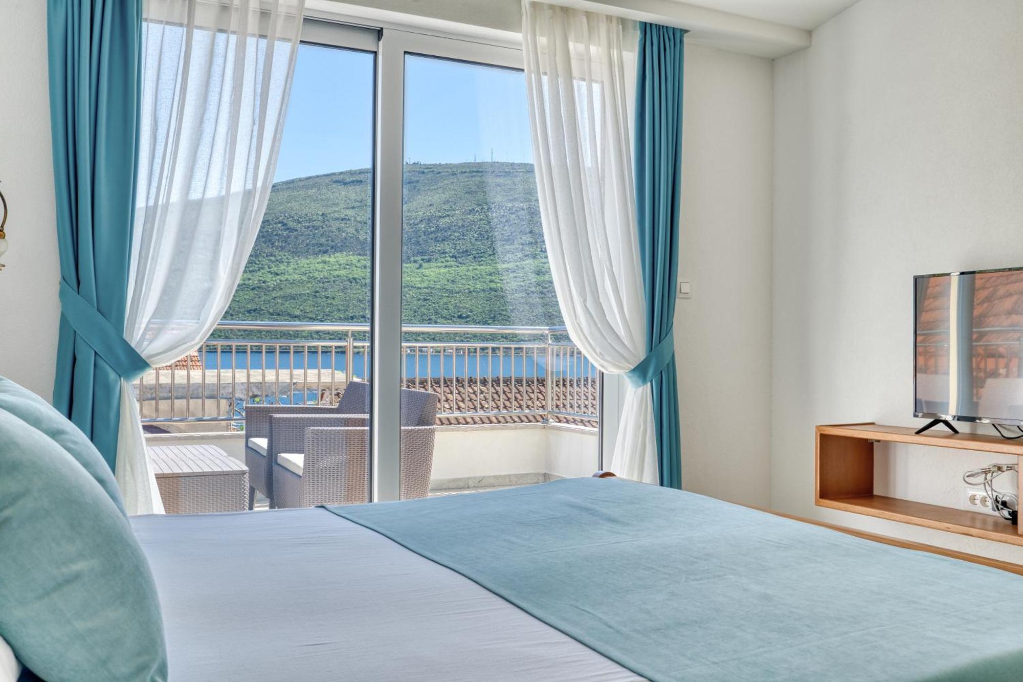 Apartments Ljubica Herceg Novi Exterior photo