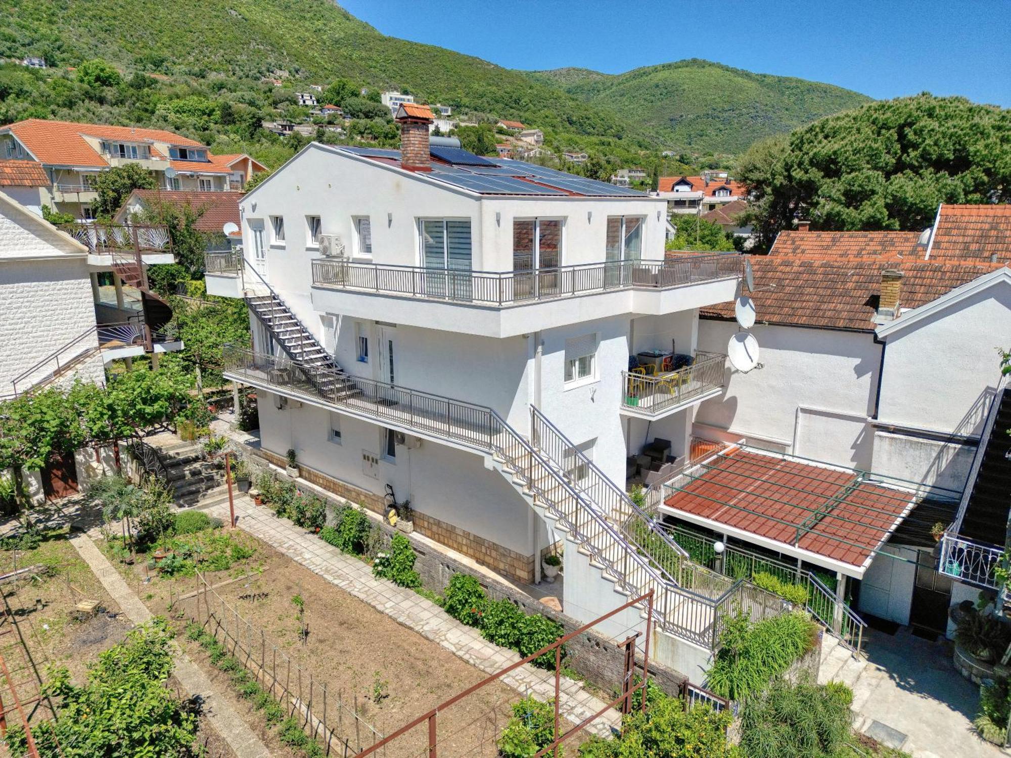 Apartments Ljubica Herceg Novi Exterior photo